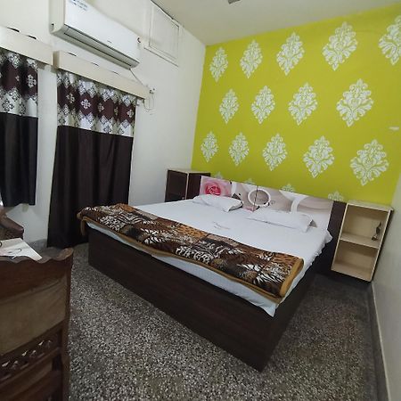 International Hotel In جوراكبور المظهر الخارجي الصورة