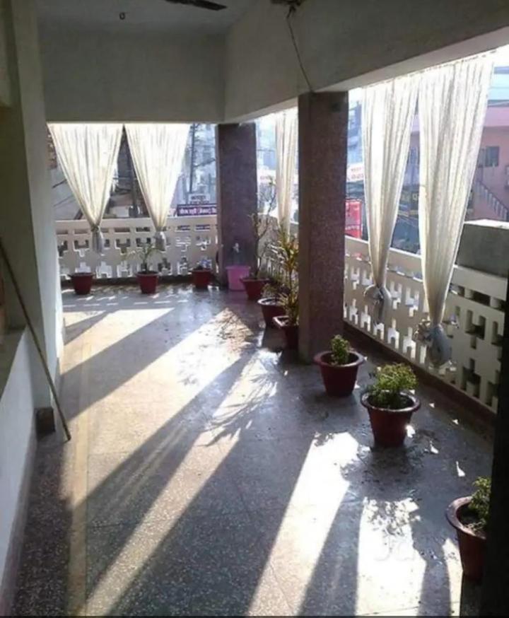 International Hotel In جوراكبور المظهر الخارجي الصورة