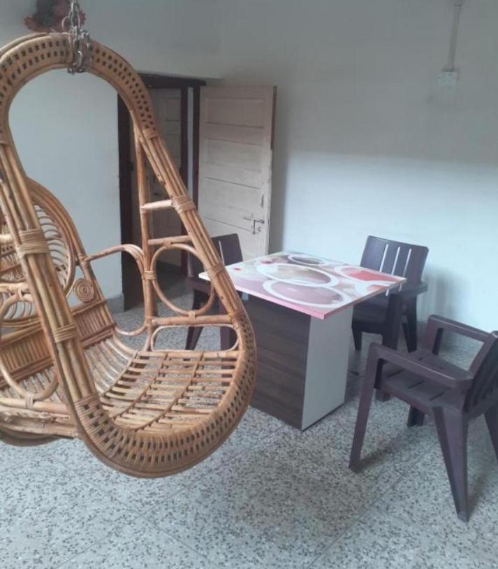 International Hotel In جوراكبور المظهر الخارجي الصورة